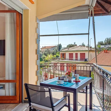 Apartament Due Passi Dal Mare Tra Gli Ulivi Varazze