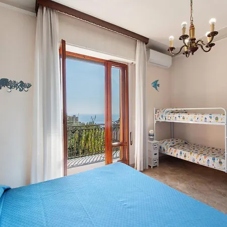Daire Due Passi Dal Mare Tra Gli Ulivi Varazze