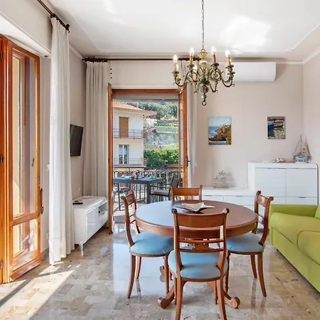 Appartement Due Passi Dal Mare Tra Gli Ulivi Varazze