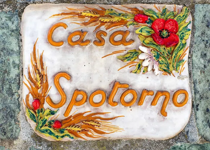 Due Passi Dal Mare Tra Gli Ulivi